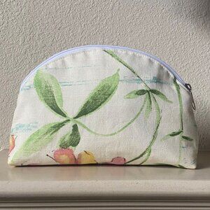 Floral Handmade Cosmetic Bag, Large zipped makeup bag, Fabric bag